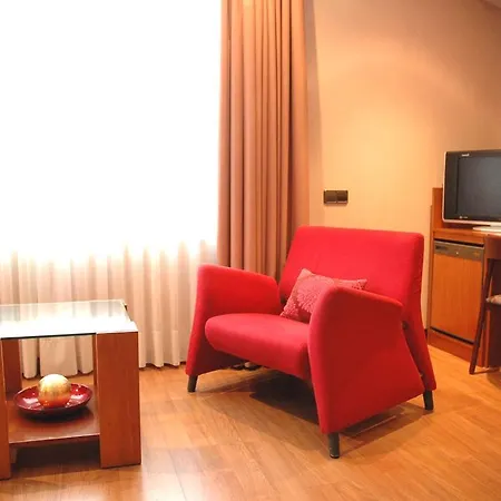 Hotel Arumí 3*