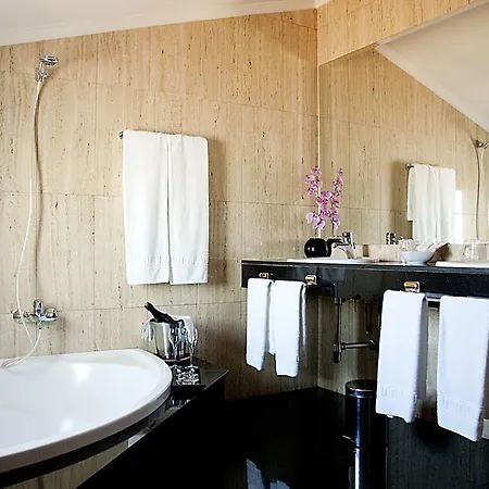 Hotel Arumí 3*