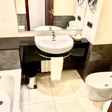 Arumí Hotel 3*