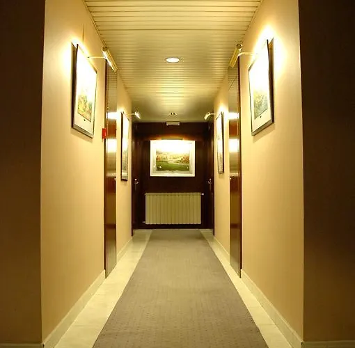 Arumi Hotel 3*